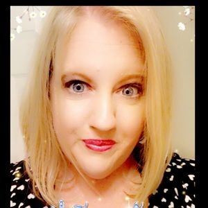 Meet your Posher, Stacey